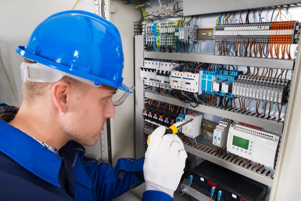 Electricians from Poland